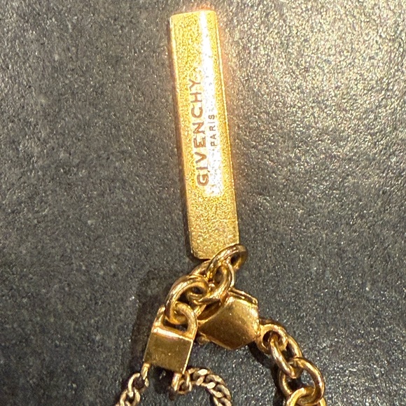 GIVENCHY made in Italy Skull Gold 20”Long Necklace - Picture 3 of 11